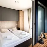 Royal Village Apartmán Maly Slavkov