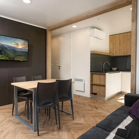 Royal Village * Maly Slavkov