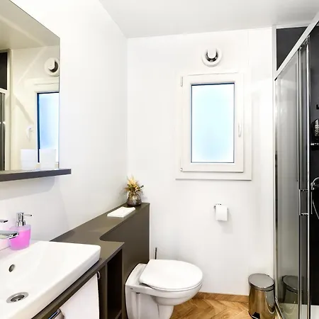 아파트 Royal Village