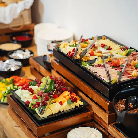 Royal Village 아파트 Maly Slavkov