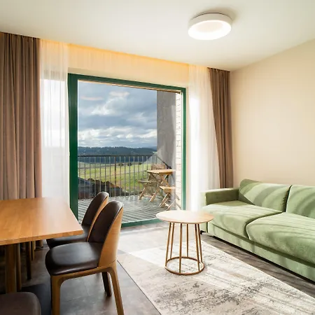 Royal Village Apartman *